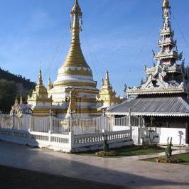 Храм Ват Чонг Кхам