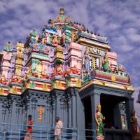 Индуистский храм Ashtalakshmi Kovil
