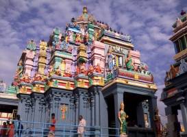 Индуистский храм Ashtalakshmi Kovil