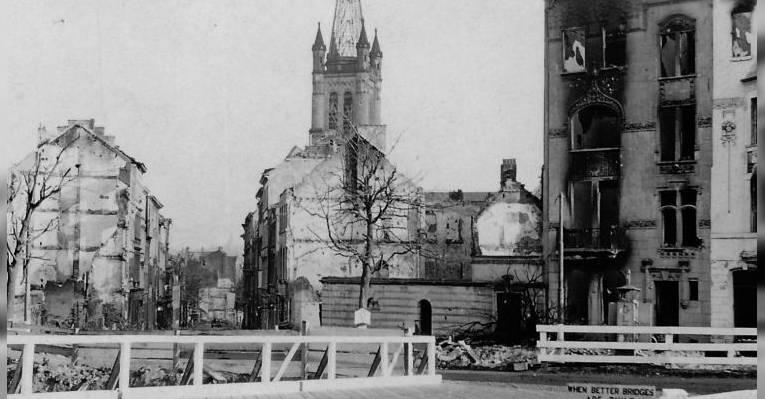 Центр Аахена в мае 1945 года.