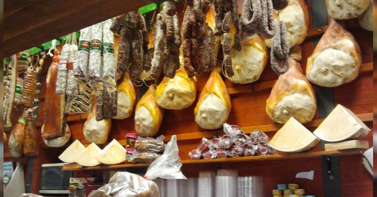 магазин Paciotti Salumeria