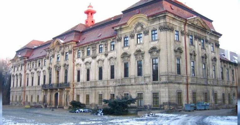 Замок  Мешнице