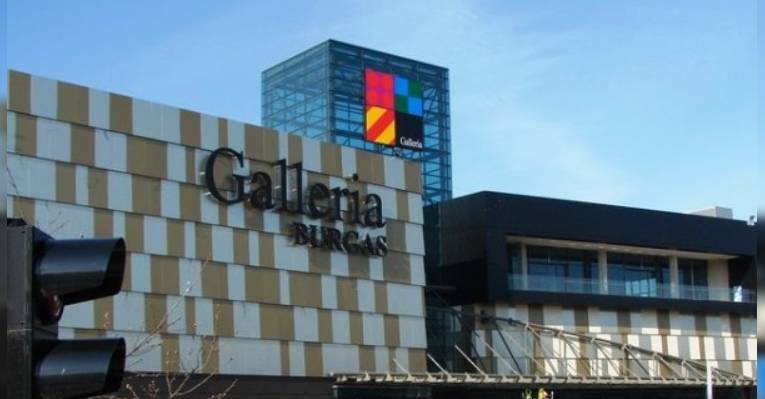 Торговый центр Galleria Burgas, в котором находится Cinema City Burgas