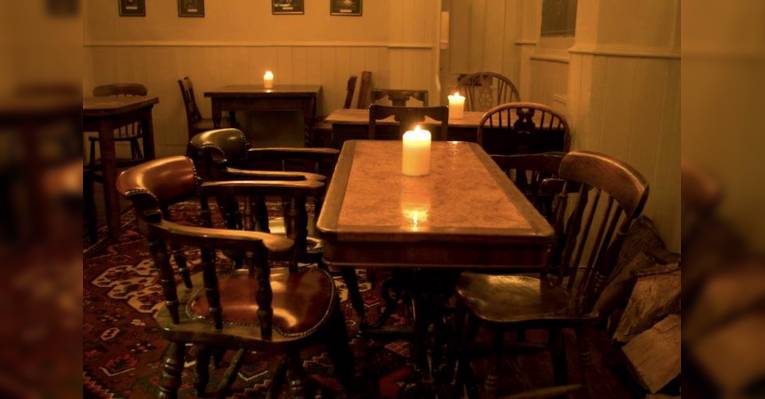 паб The Andover Arms