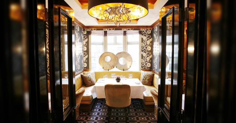 ресторан Seven Park Place