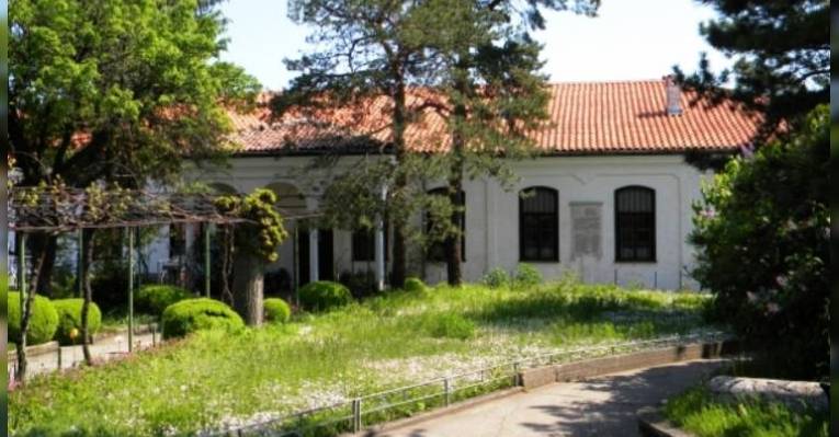 Петропавловский монастырь