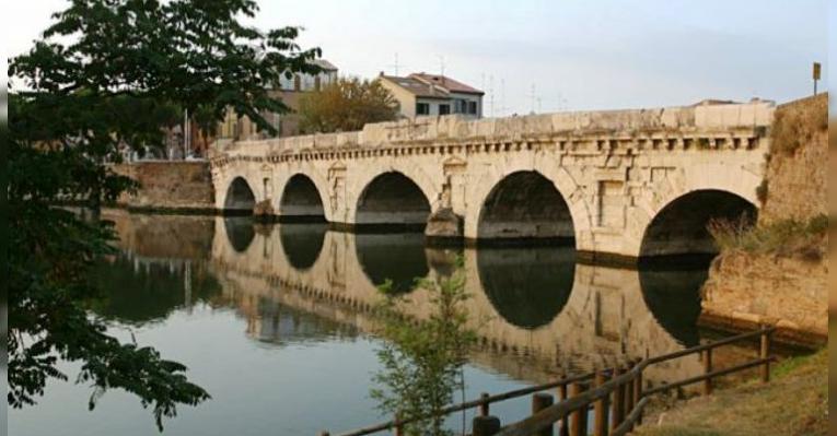 Мост Тиберия. Римини