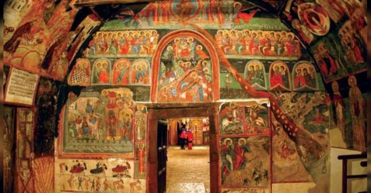 Церковь Рождества Христова в селе Арбанаси. Болгария