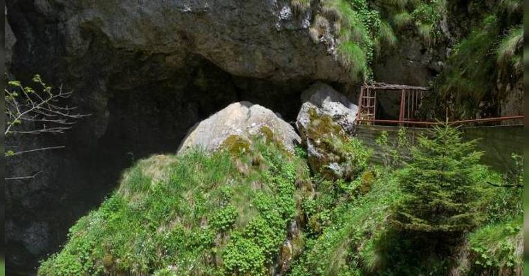 Пещера Дьявольское горло. Болгария