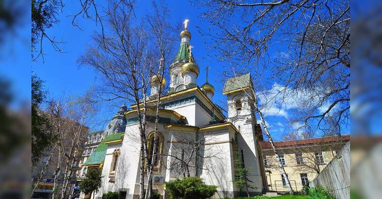 Здание Русской церкви Святого Николая Мирликийского в Софии