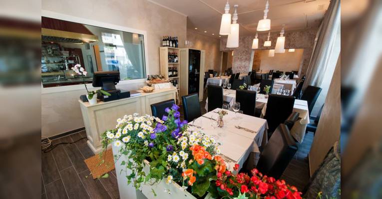 Ristorante Mes Amis