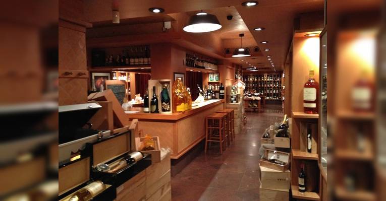 Peck Italian Bar