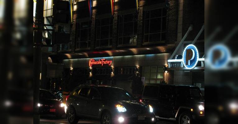 Снимок The Cheesecake Factory, Кембридж