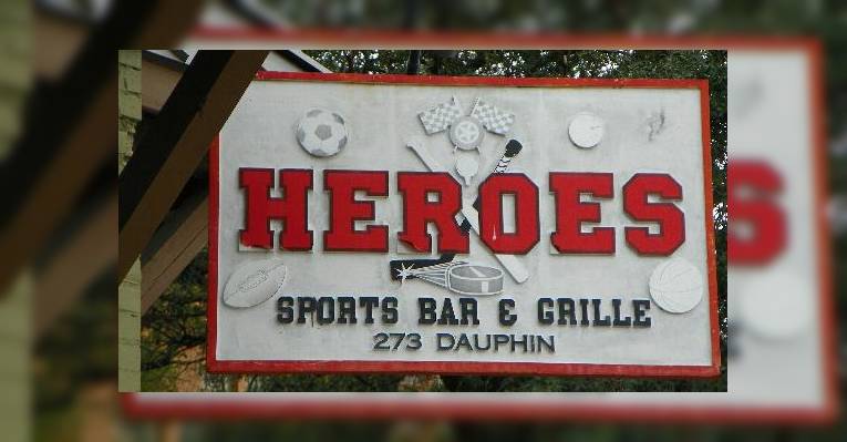 Снимок Heroes Sports Bar & Grille, Мобил