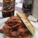 Снимок Robin's Wood Fire BBQ & Grill, Пасадена