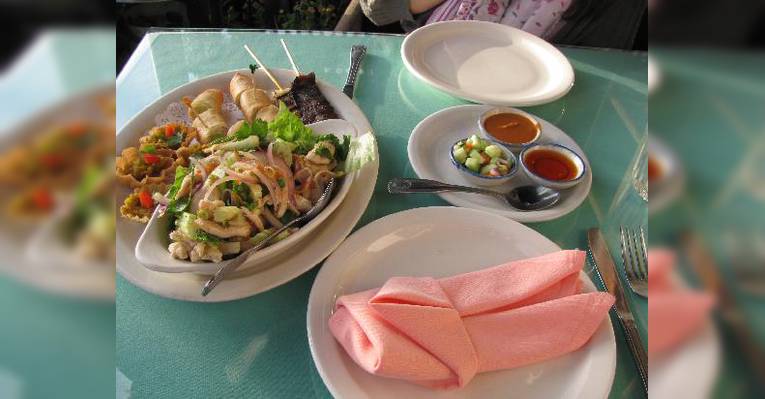 Снимок Royal Thai Cuisine, Лагуна-Бич