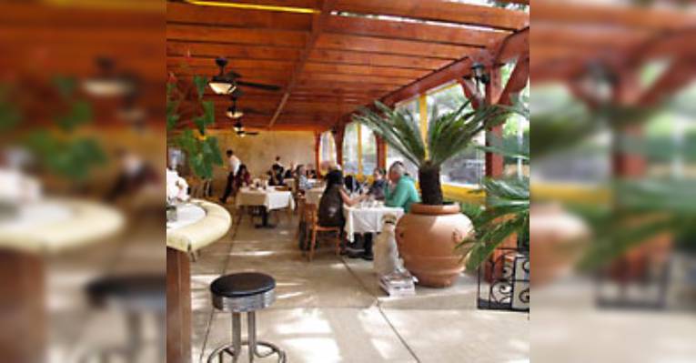 Снимок Maison Richard Restaurant and French Bakery, Лос-Анджелес