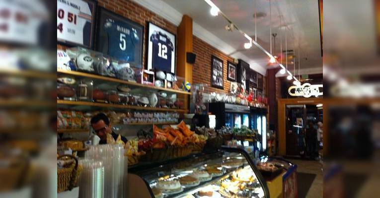 Снимок Factors Famous Deli, Лос-Анджелес