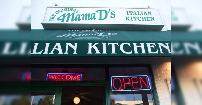 Снимок Mama D's Italian, Манхэттен-Бич