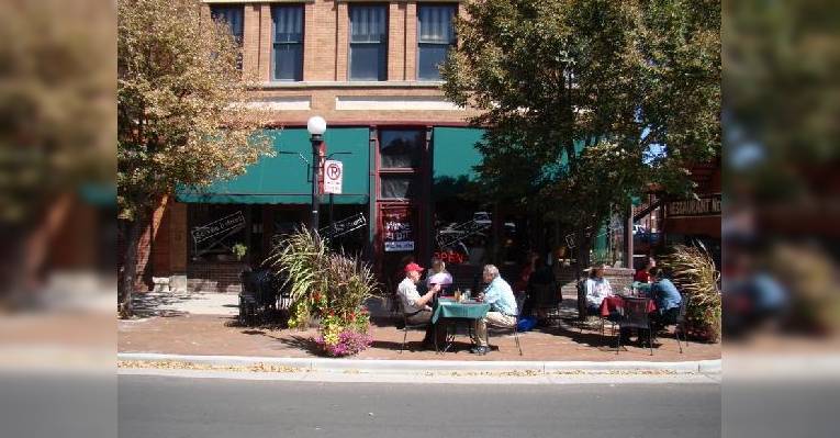 Снимок D C's On B Street, Пуэбло