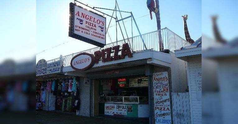 Снимок Angelo's Pizza, Уайлдвуд