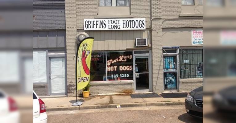 Снимок Griffin Footlong Hot Dogs, Чаттануга