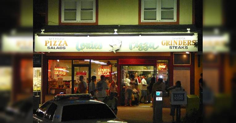 Снимок Louie's Pizza, Рехобут-Бич