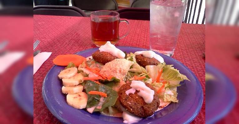 Снимок Ahmad's Persian Cuisine, Омаха