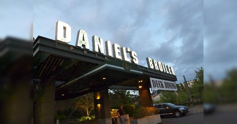 Снимок Daniel's Broiler, Сиэтл