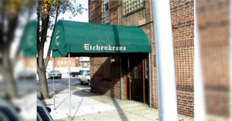 Снимок Eichenkranz Restaurant, Балтимор