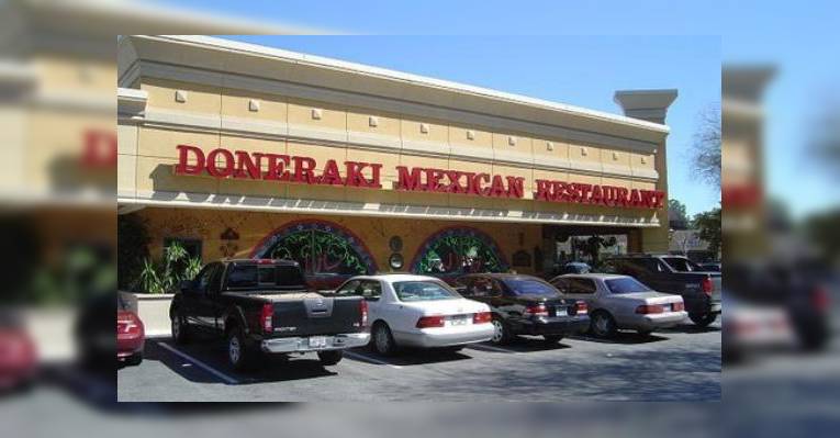 Снимок Doneraki Authentic Mexican Restaurant, Хьюстон