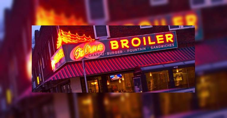 Снимок St Clair Broiler, Сент-Пол