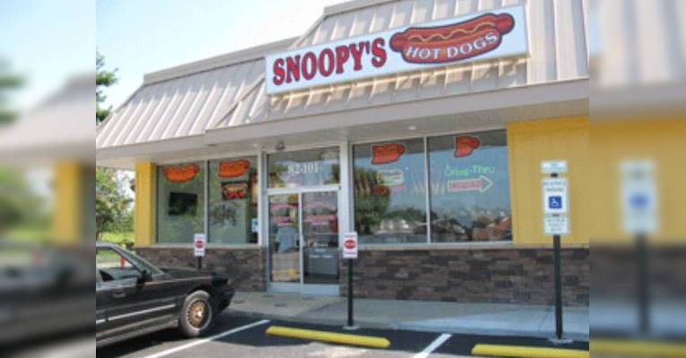 Снимок Snoopy's Hot Dogs, Raleigh