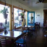 Honeymoon Cafe