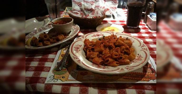 Снимок Buca di Beppo, Вашингтон