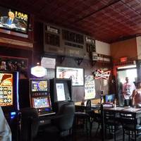 Hoops Pub & Pizza