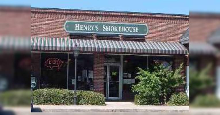 Снимок Henry's Smokehouse, Гринвилл