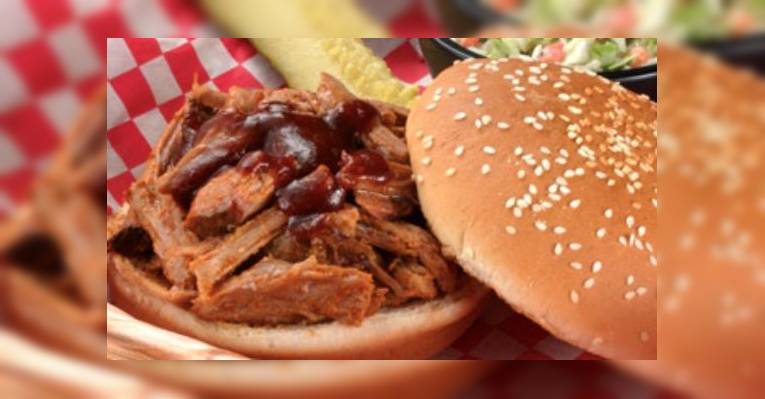 Снимок Famous Dave's Bar-B-Que, Вудбридж