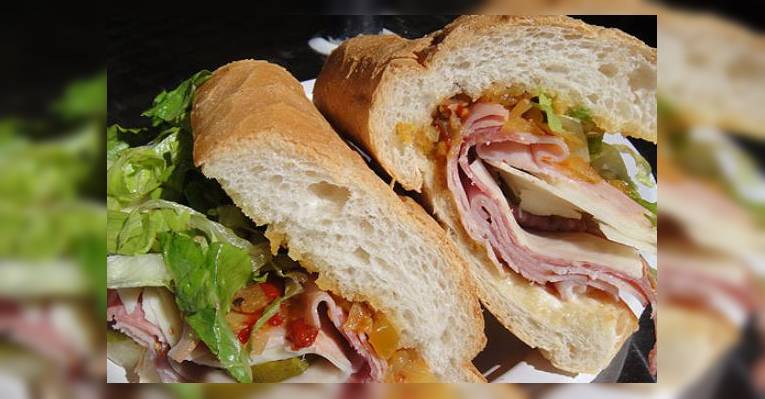 Снимок Antone's Famous Po' Boys & Deli, Хьюстон