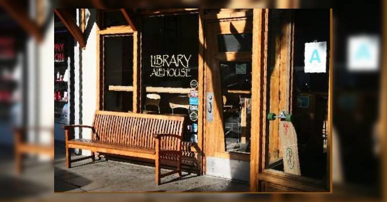 Снимок The Library Alehouse, Санта-Моника