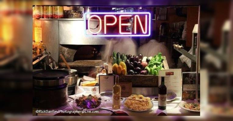 Изображение Cafe Fina, Монтерей