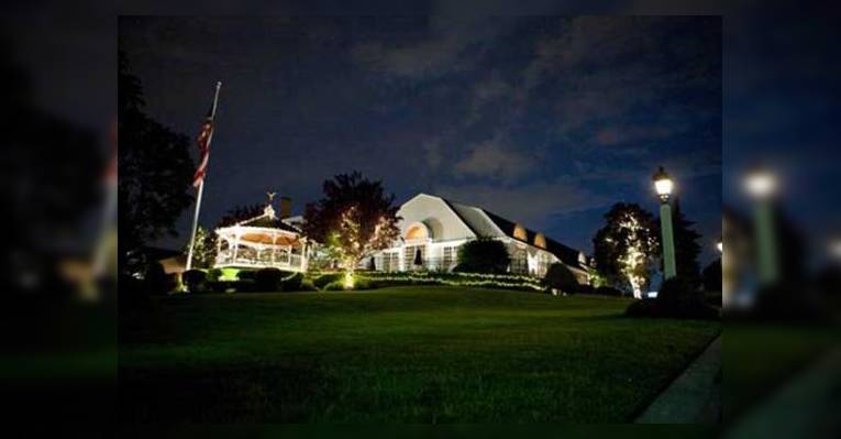 Снимок Stony Hill Inn, Hackensack