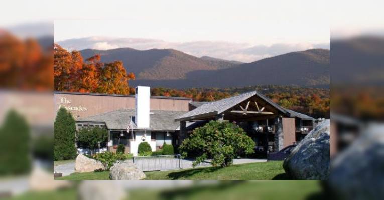 Снимок Cascades Lodge and Restaurant, Киллингтон