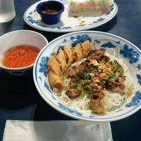 Pho Hoa One Restaurant