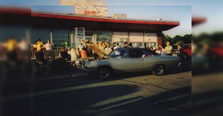 Снимок Nicky's Crusin' Diner, Бангор