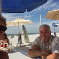 Caddy's on the Beach