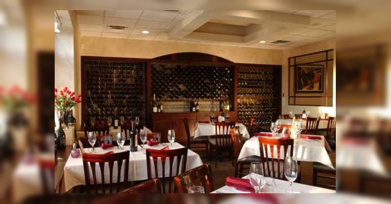 Снимок Truffles Grille & Wine Bar, Milford