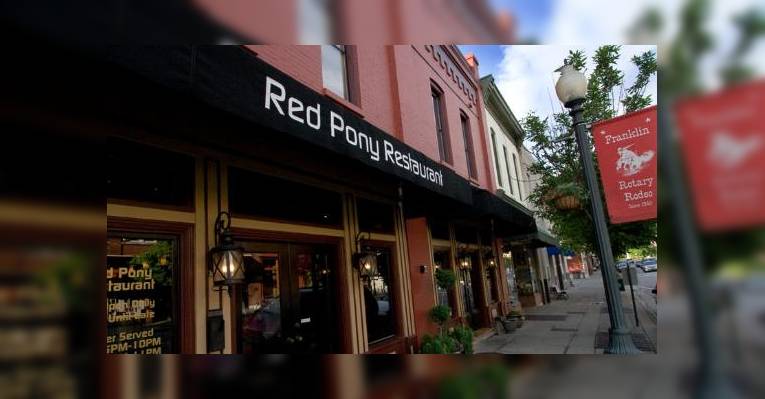 Снимок Red Pony Restaurant, Франклин