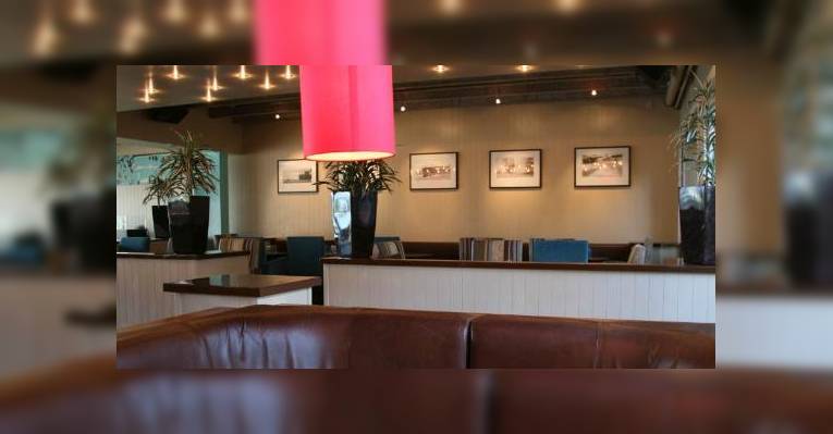 Снимок Waterfront Cafe, Окленд