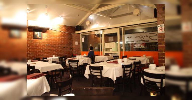 Снимок Saigon Inn Restaurant, Мельбурн